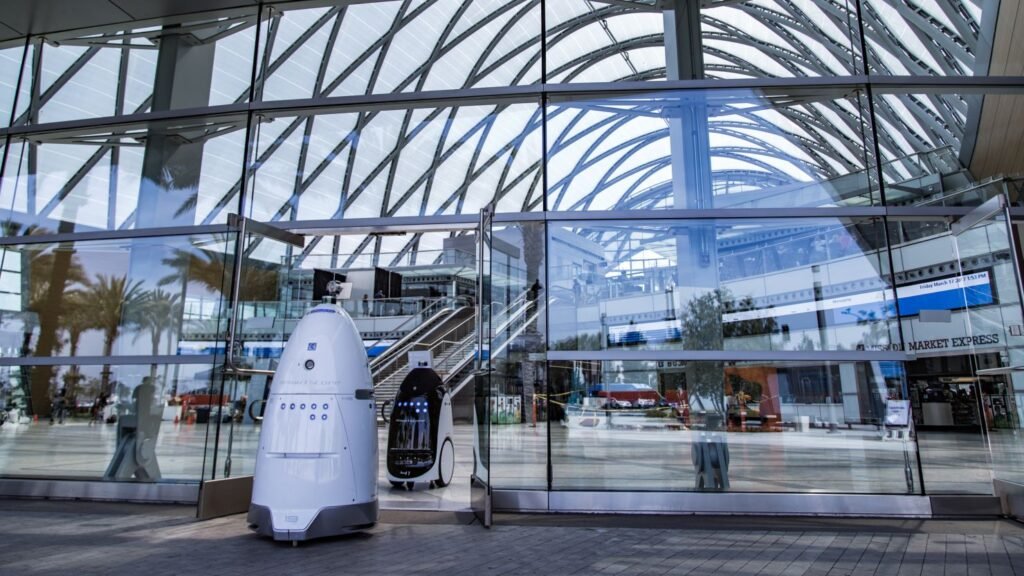 macm0408-1024x576 Security Robots Becoming More Popular: How Are They Used?